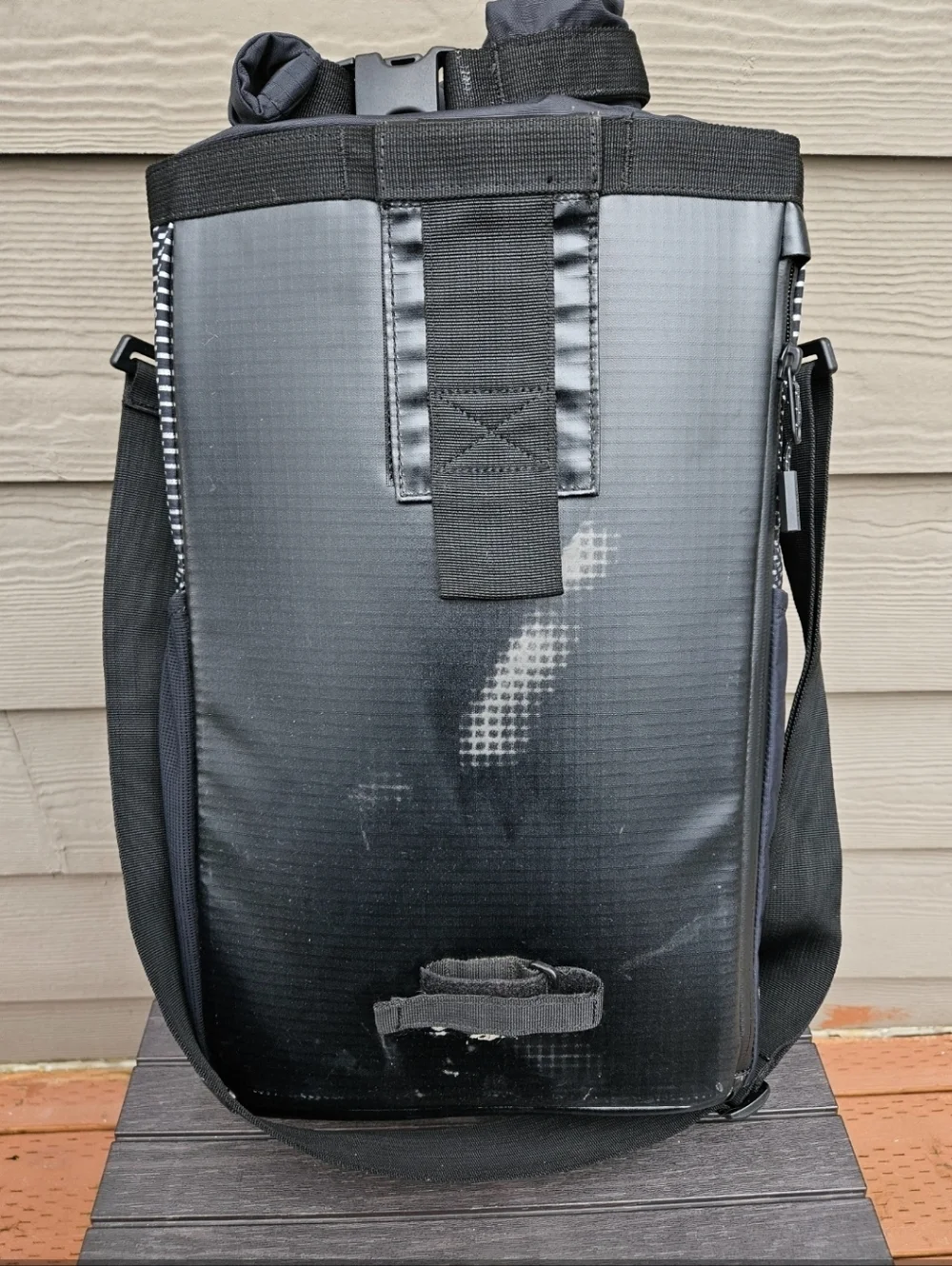 Timbuk2 Lightweight Pannier Bag Jet Black Commuter Messenger Backpack Waterproof